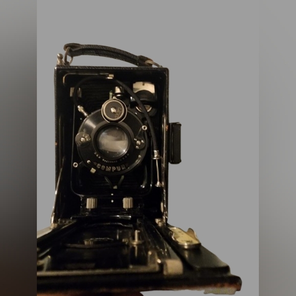 Vintage V. Bittner Breslau Fold Out Camera - Picture 3 of 11